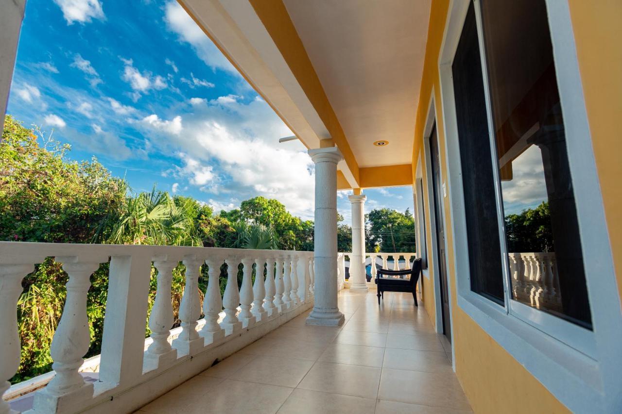 Nicol-Haa Hotel Izamal Eksteriør billede